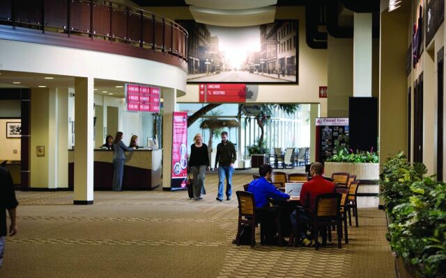 Canad Inns Destination Center Grand Forks