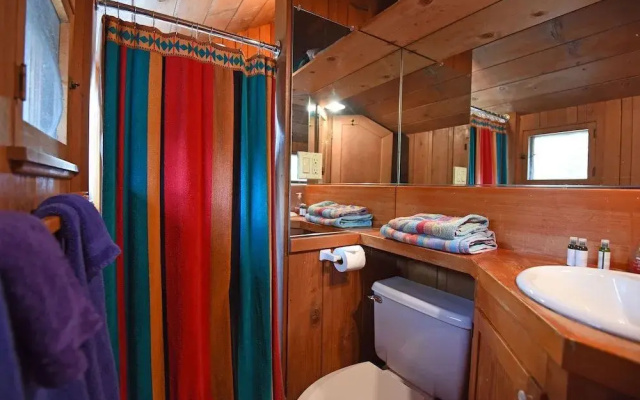 Rockpile Treehouse