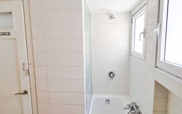 Modern Apt Rothschild Very Central TL7