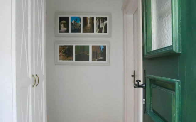 P.S. Cattaro Apartments