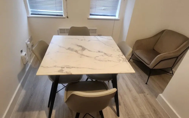 Modern & Cozy 1bed Apartment Close to City Centre