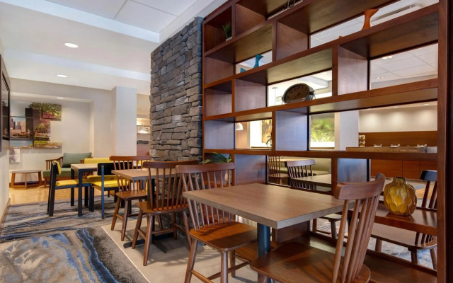 Fairfield Inn & Suites by Marriott Rochester West/Greece