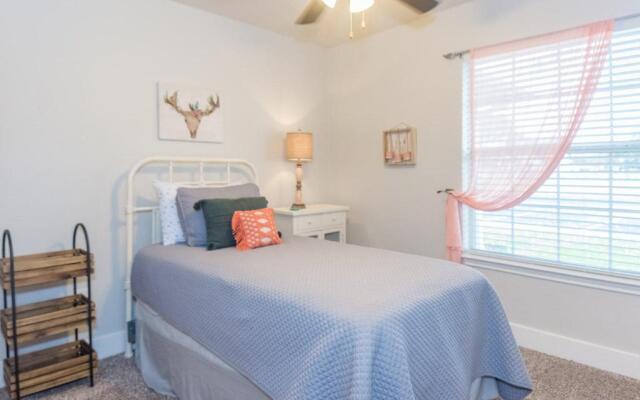 Fredericksburg Fun - All Four Units 101