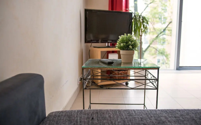 Modern & cozy apartment close to Center