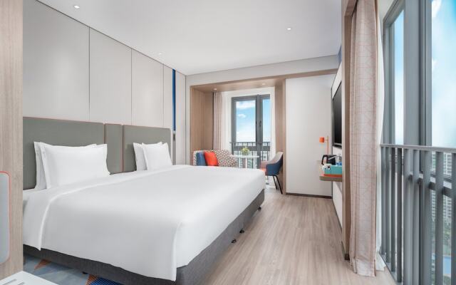 Holiday Inn Express Guangzhou Panyu Dashi by IHG