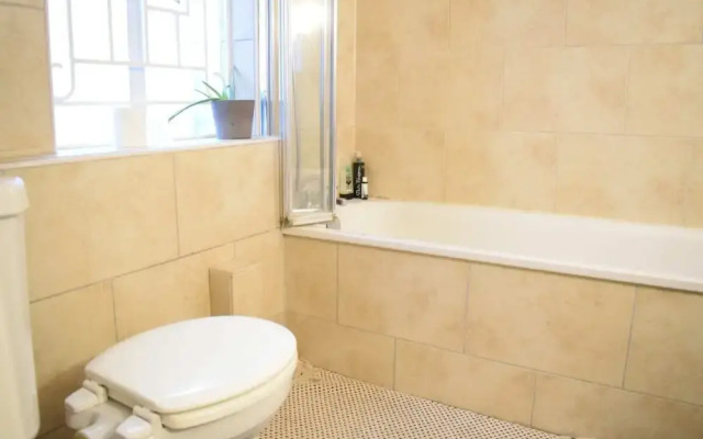 Spacious Studio in Central Location in Westminster