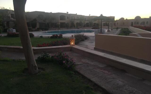 Pool View one bedroom at Hurghada - B101