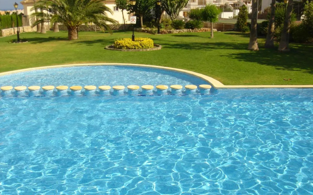 Bungalow junto al casco antiguo, piscina y barbacoa