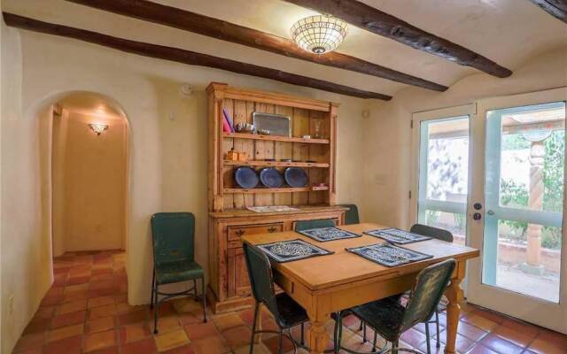 Camino Cabra - Two Bedroom Home