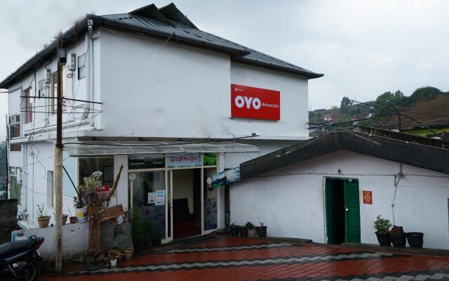 OYO 8653 Achus Inn