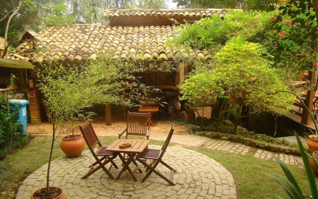 Pousada George's Village