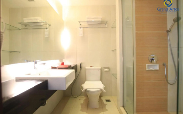Grand Artos Hotel & Convention
