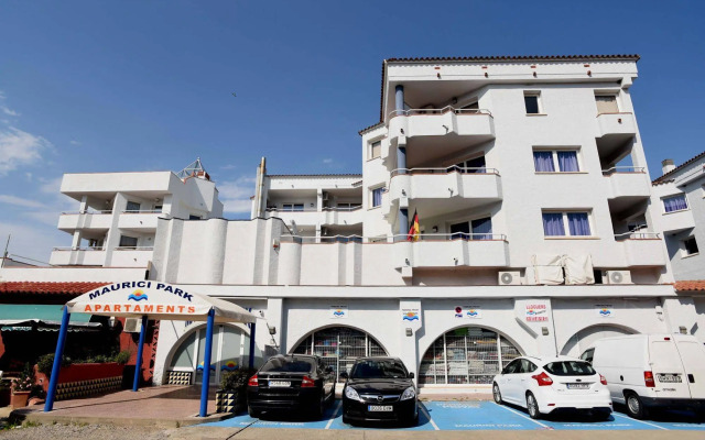 Apartamentos Maurici Park