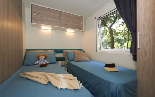 Camping Village Baia Domizia (BDO124)