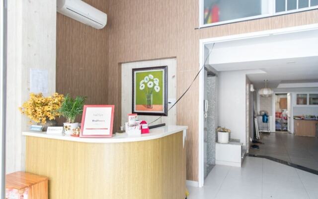 RedDoorz near SC Vivocity Mall 2