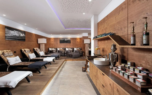 Almhof Alpin Apartments & Spa