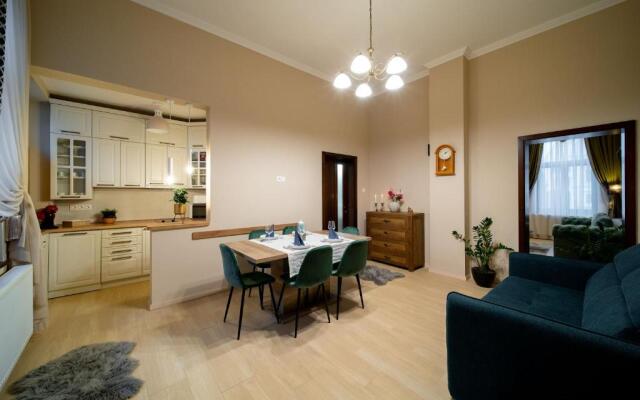 Central Harmony Apartment
