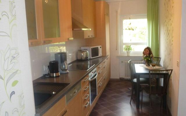 Cozy Apartment in Niederehe Eifel near Forest