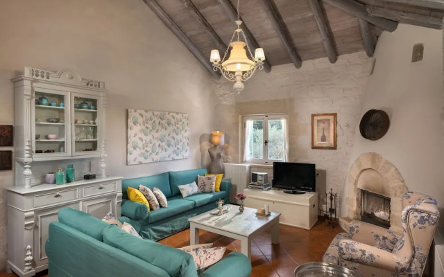 Boutique Villa Petra Eleni