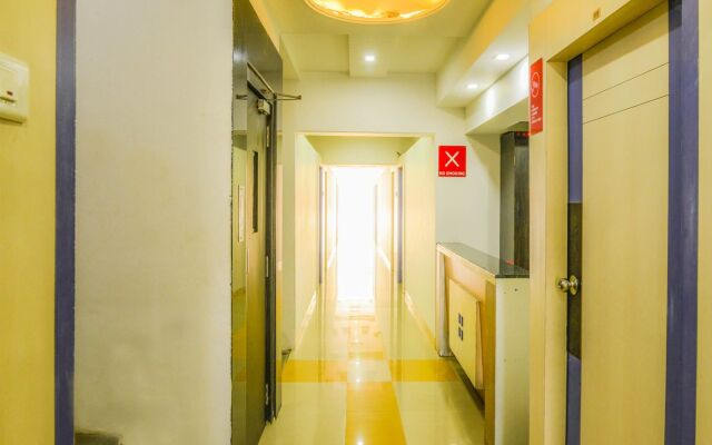 OYO Flagship 4387 Hotel Theem Plaaza