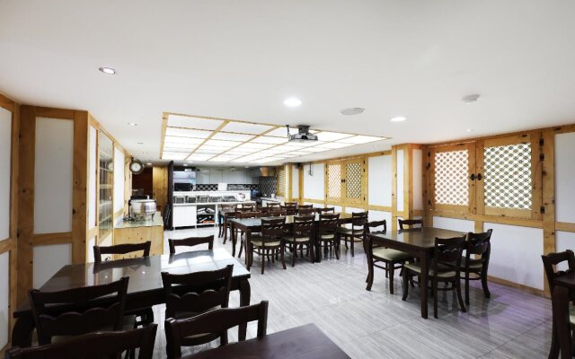 Joy Plus Hotel