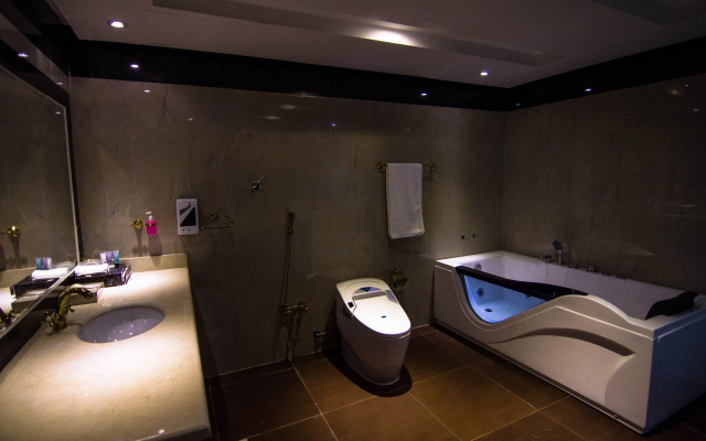 Rest Night Serviced Apartments- AlHamra