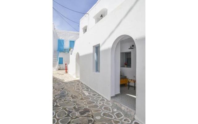 bougainvillea home at Plaka