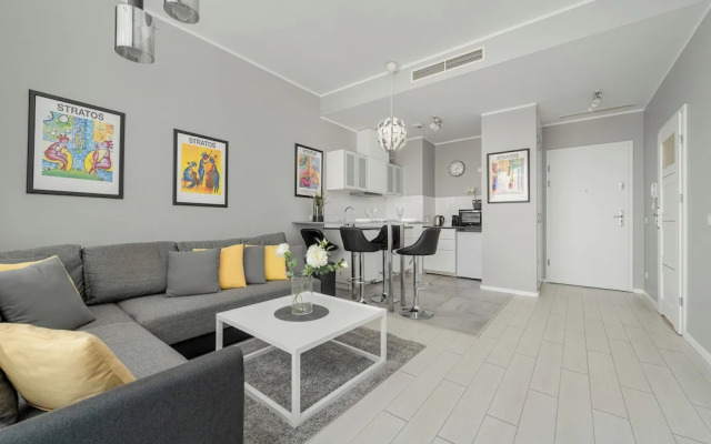 Luxury Apartment by Renters Prestige