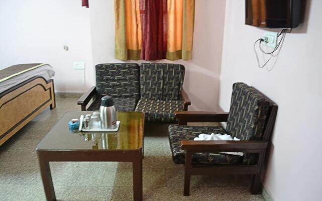 Hotel Tiwari