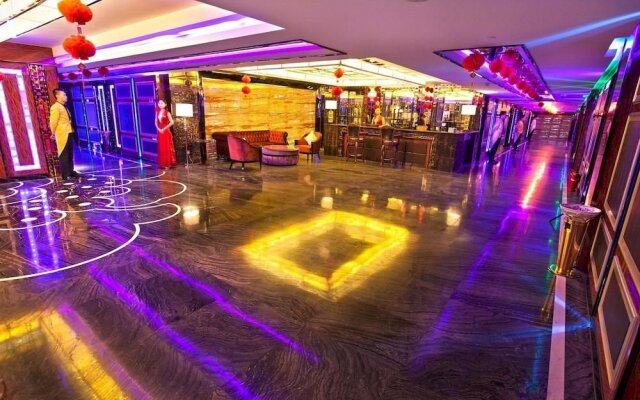 Huangjingang Holiday Hotel