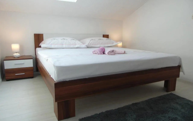 Apartment 3