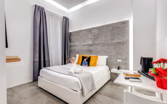 Gallery Suite Naples