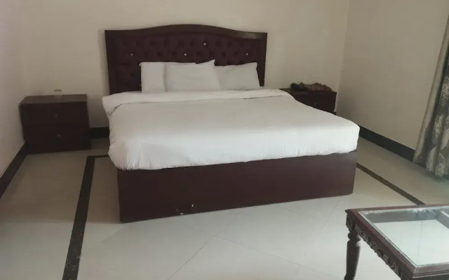 Alyan Continental Guest Hous