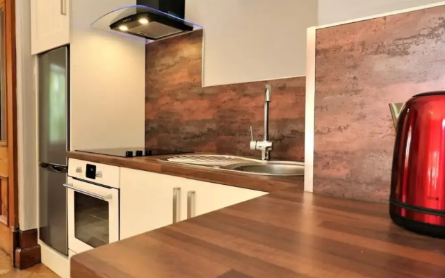 Linden House Flat 1 - Airdrie