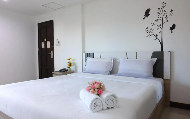 Rinn Boutique House
