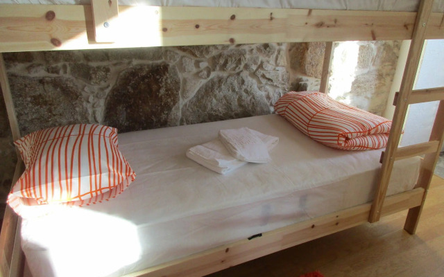 Happy Porto Hostel & Apartments