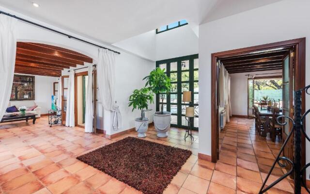 Casa Martina - Private Pool & 150m from the Beach