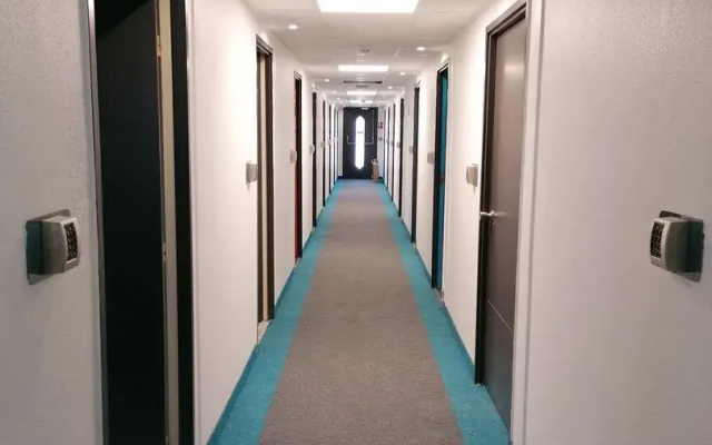 Kyriad Direct Martigues