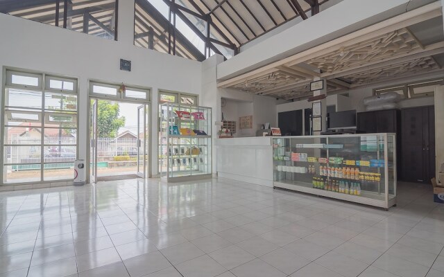 RedDoorz @ Jalan R.E. Martadinata Sukabumi