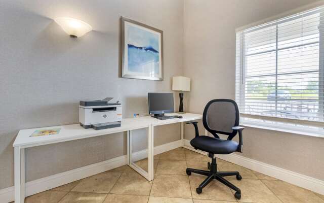 Best Western Plus Appleton Airport/Mall Hotel