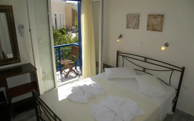 Captain Manolis Hotel