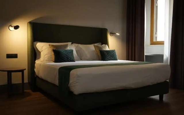 Castel Sant Angelo Luxury Rooms & Tour