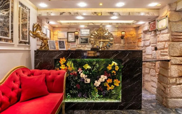 Ren Plus Suit Bakirköy