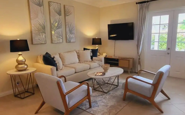 Villa Vuemont - Peaceful 3 Bedroom Villa With Pool