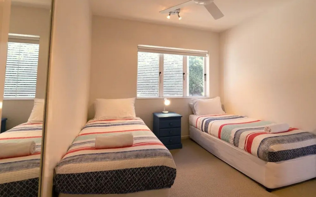 Aqua Promenade Beachfront Apartments