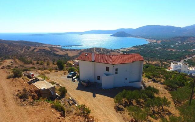 Panorama Family House