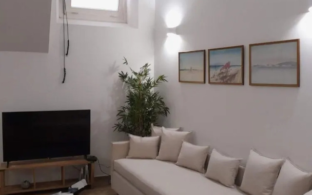 Lenko Bianco Studio by Estia