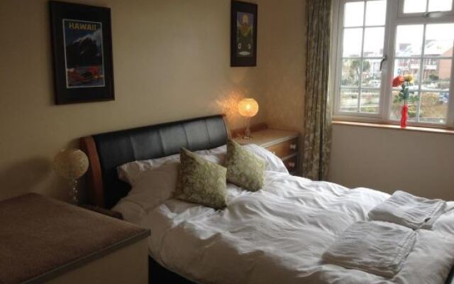 Fistral Court