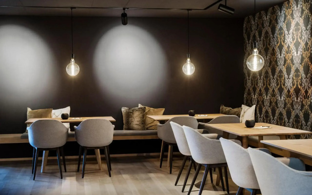 Tempel 74 Apartments