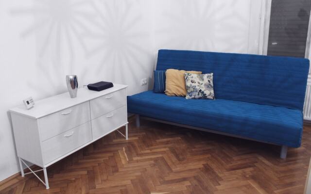 Fantastic Ernesto near Basilica